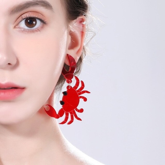 Unique Red Crab Drop Earrings - Picture 2 of 2